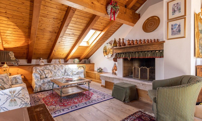 San Vito di Cadore Apartment | Elegant Casa Belvedere Penthouse with Dolomites Views