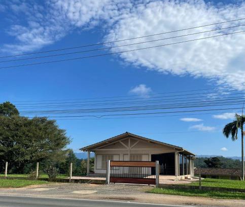 Lauro Muller Villa | Pet-Friendly Retreat at Casa Benedet's - Rated 9.8/10