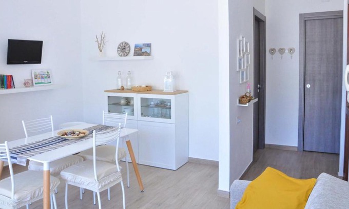 Scala Apartment | Oceanfront Casa Benny: Rated 9/10 with Breakfast Included
