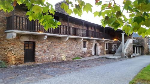 Manon House | Unforgettable Stay at Casa Berdeal: 10/10 Guest Rated