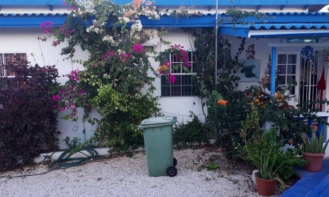Willemstad House | Casa Bienvenida: Ocean View & Family-Friendly Near Beach