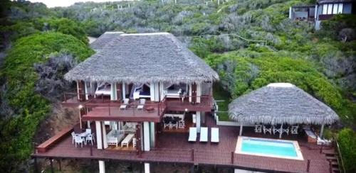 Inhambane House | Relax at Casa Bitonga with Oceanfront Pool Views