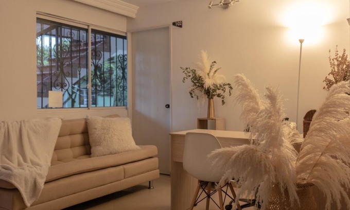 Estadio House | Comfortable Stay at Casa Blanca Estadio with Family Amenities