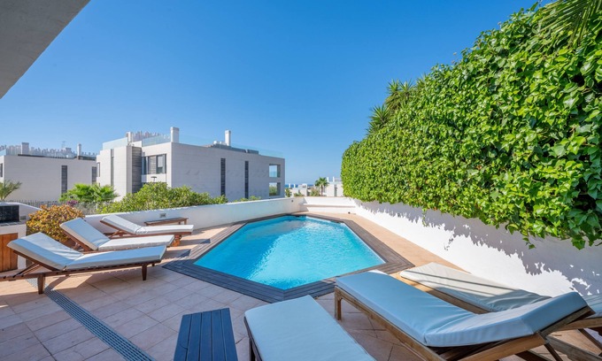 Cap Martinet House | Casa Blanca Talamanca: Oceanfront Retreat with Private Pool