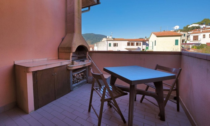 Bonalaccia-Filetto Apartment | Tranquil Casa Bonalaccia: Family-Friendly Stay in Marina di Campo