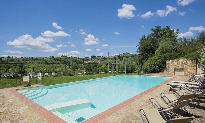 Grassina House | Casa Bonannia G: Inviting One-Story Retreat in Tuscany