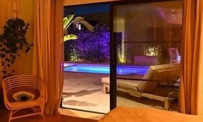 Miracle Mile House | Unforgettable Casa Bonita Resort Experience for Families