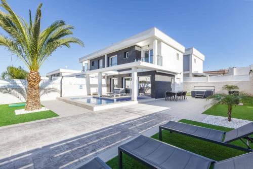 Puerto Marino Villa | Relax at Casa Bos Dolpfin Wellness Villa with Pool & Spa