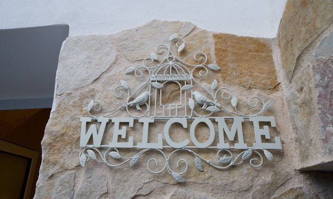 Mesagne Apartment | Casa Bova Francy: Central Mesagne with Ocean Views & Breakfast