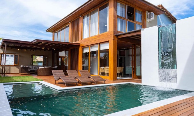 Curuipe House | Discover Casa Brisa da Villa - Family-Friendly Retreat