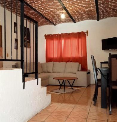 Tapalpa Apartment | Exceptional Casa Brisa: Pet & Child Friendly Retreat
