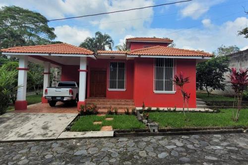 Santa Clara La Laguna House | Casa Bugambilias