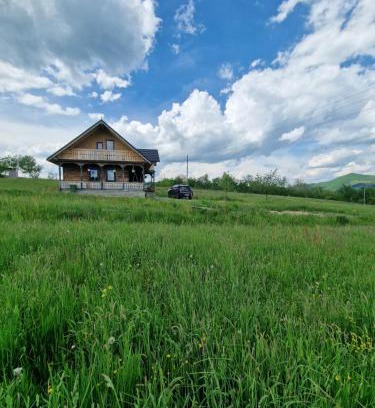 Nanesti House | Discover Casa bunicilor din Oncești - Rated 10/10 & Pet Friendly