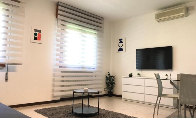 Carpenedo Apartment | Pet-Friendly Retreat at Casa Céline with Top Ratings