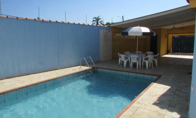 Balneario Gaivotas House | Stunning Casa with Pool - Steps from the Beach in Gaivota