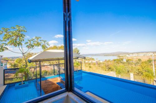 Centro House | Relaxing Retreat: Casa with Pool in Exclusive Community