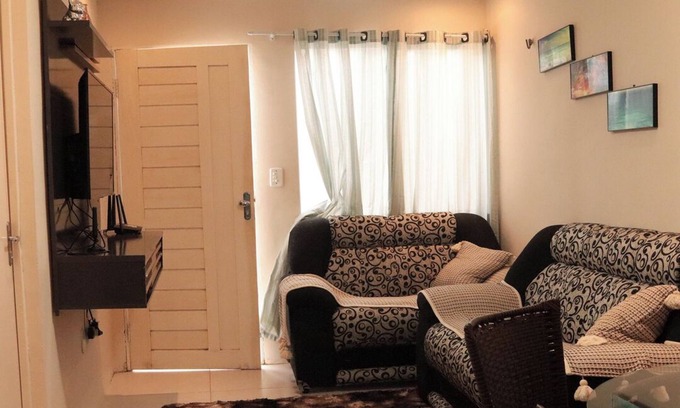 Barreirinhas Ski Chalet | Cozy Casa with WiFi & Prime Location in Barreirinhas