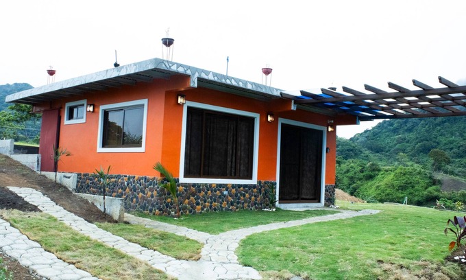 La Laguna Cabin | Reconnect with Nature at Casa Cabaña En La Laguna De San Carlos