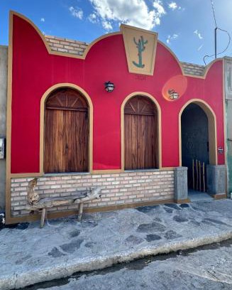Pao De Acucar Hotel | Pet-Friendly Casa Cacto in Ilha do Ferro - Guest Rated 10/10