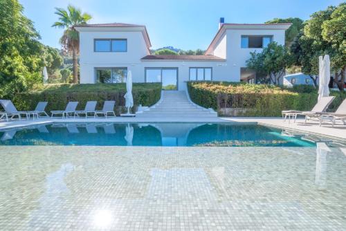 Pinos de Alhaurin House | Casa Cael: Cozy Home with Breathtaking Ocean Views