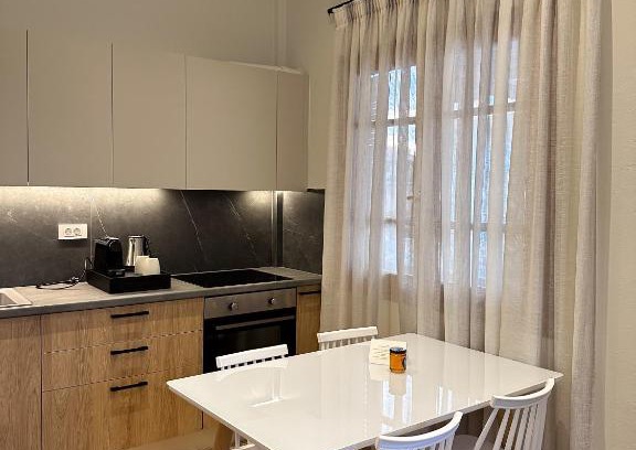 Aria Apartment | Discover Casa Calma I: Family-Friendly & Guest Rated 9.6