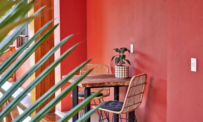 Carmen Hotel | Discover Casa Calocita: Pet-Friendly with Breakfast Included