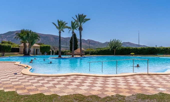 El Tossalet House | Family-Friendly Casa Camila Bungalow with Pool & Pets Welcome