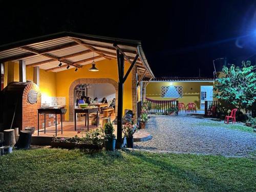 Caqueza House | Serene Casa Campestre with Scenic Views in Cáqueza