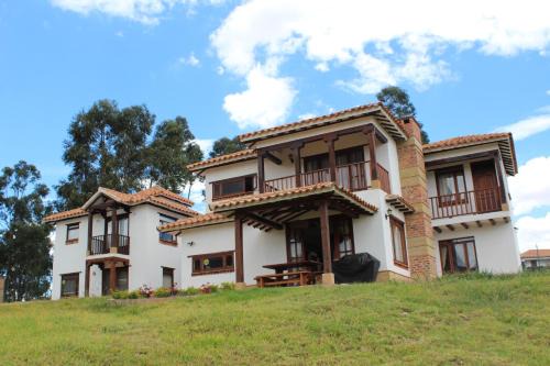 Villa de Leyva House | Pet Friendly Casa Campestre San Jorge - Rated 10/10 by Guests