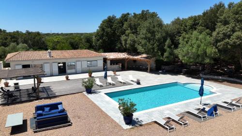 Bonifacio Villa | Experience Casa Canetto: Oceanfront Bliss Awaits You