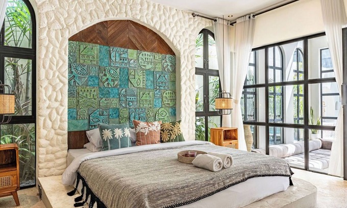 Dewi Sri Villa | Casa Cantika WH4 Enclosed Living Room w Private Pool, Kerobokan Seminyak