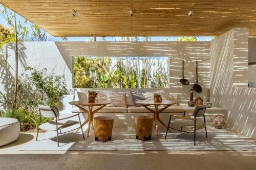 Alto Paraiso de Goias House | Discover Casa Capim Santo: Oceanfront Bliss Awaits