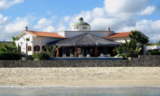 El Cardonal Villa | Experience Casa Cardonal: Ocean View & Spa in El Cardonal