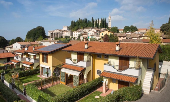 Cola Apartment | Inviting Casa Cariza with Pool & Pet-Friendly Amenities