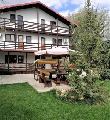 Calarasi House | Family-Friendly Retreat at Casa Carp Calarasi - Rated 9.5
