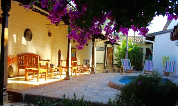 Granada House | Casa Cascada Colonial House with Pool