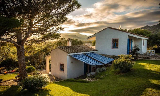 Sant'Elmo Villa | Casa Casciu La collina sul mare