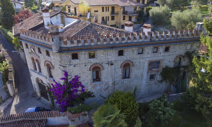 Salo Apartment | Experience Casa Castello: Spa & Breakfast in Salo Center