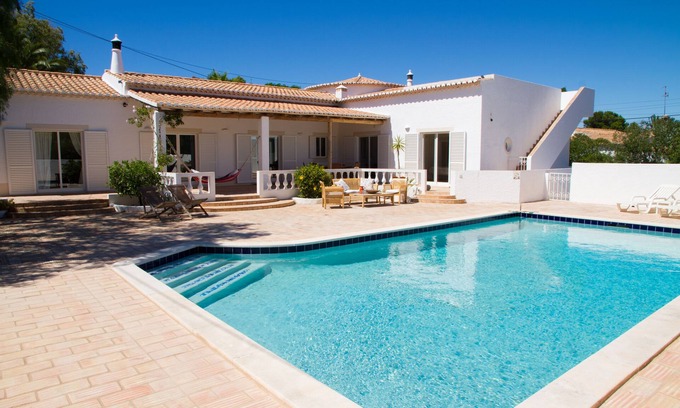 Praia da Luz Villa | Cozy Casa Casuarina - Private Oceanfront 3 Bedroom Villa