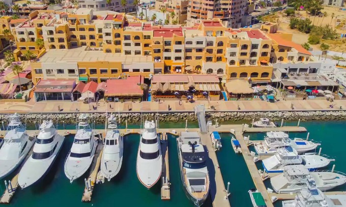 El Medano Ejidal Condo | Casa Catita @ Marina-Cabo’s Best, Just Steps Away!