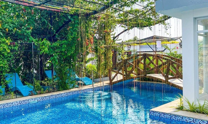 Bantay Hotel | Casa Cecilia Hotel: Top-Rated Stays with Pool and Spa