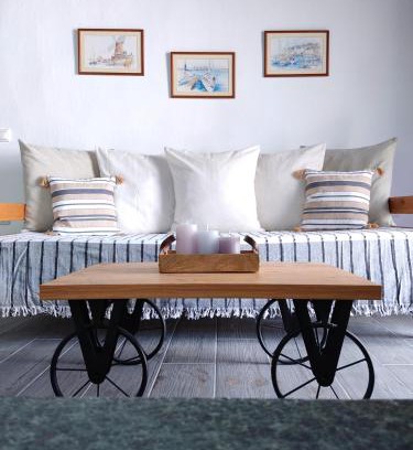 Apollonia House | Exceptional Stay at Casa Centrale 2 - Family Friendly Retreat