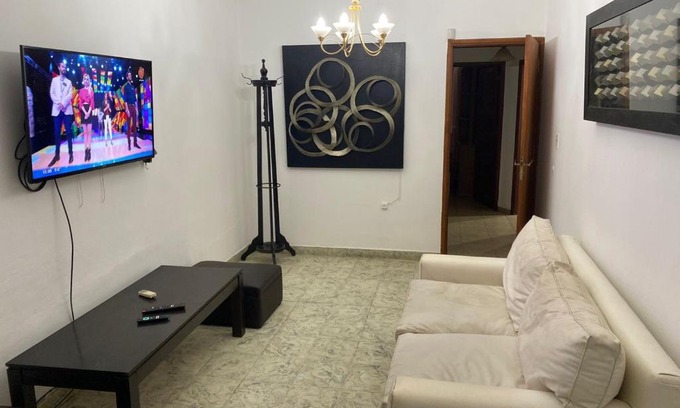 Rio Cuarto House | Central Stay at Casa Centrica: Pet & Child Friendly Oasis