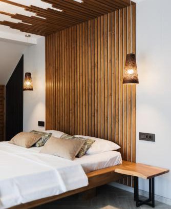 Baia-Sprie House | Unforgettable Stay at Casa Cerbului with Hot Tub & Breakfast