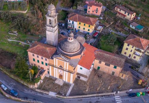 Sestri Levante Apartment | Pet-Friendly Casa Cetti with a 9.4/10 Guest Rating