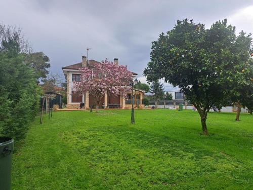 Distrito Rural Este House | Discover Casa Chalet: Oceanfront Retreat with Pool & Views