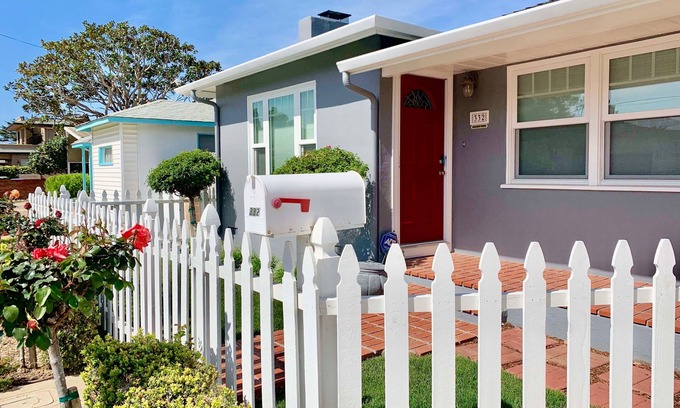 Shell Beach House | Pet-Friendly Casa Charo: Beachfront Bliss Awaits You!