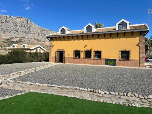Valle de Abdalagis Ski Chalet | Relaxing Casa Charo: Oceanfront Haven with Pool Access