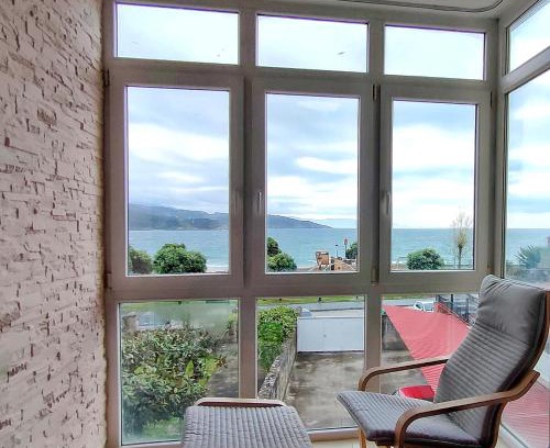 Sardinero Apartment | Oceanfront Retreat: Casa Charo - Sardiñeiro Awaits You