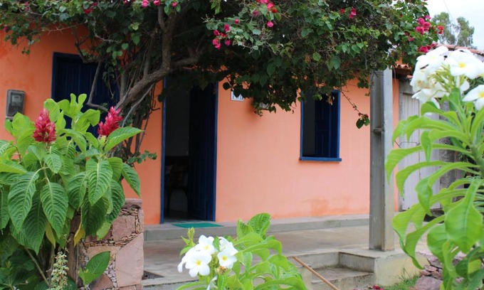 Mucuge House | Charming Casa Cheia: Child-Friendly & Wheelchair Accessible